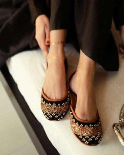 Stepin Black Gold Khussa Si72